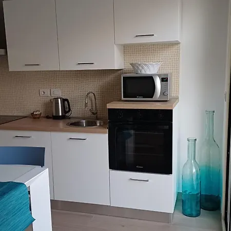 Casa Perlamare بيت للعطل *